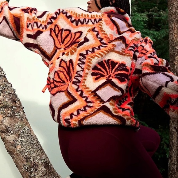 Free People hit the slopes fleece - Picture 3 of 10